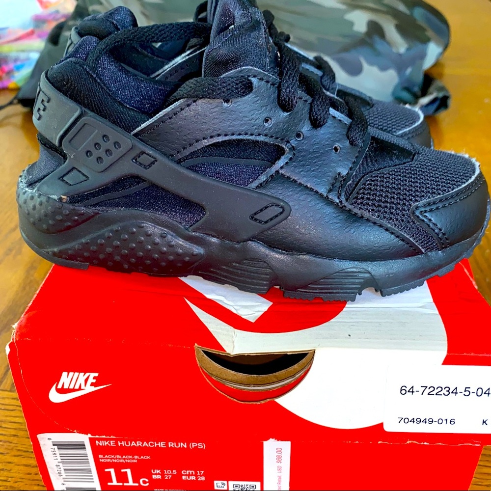 Kids 11c Nike Huarache
